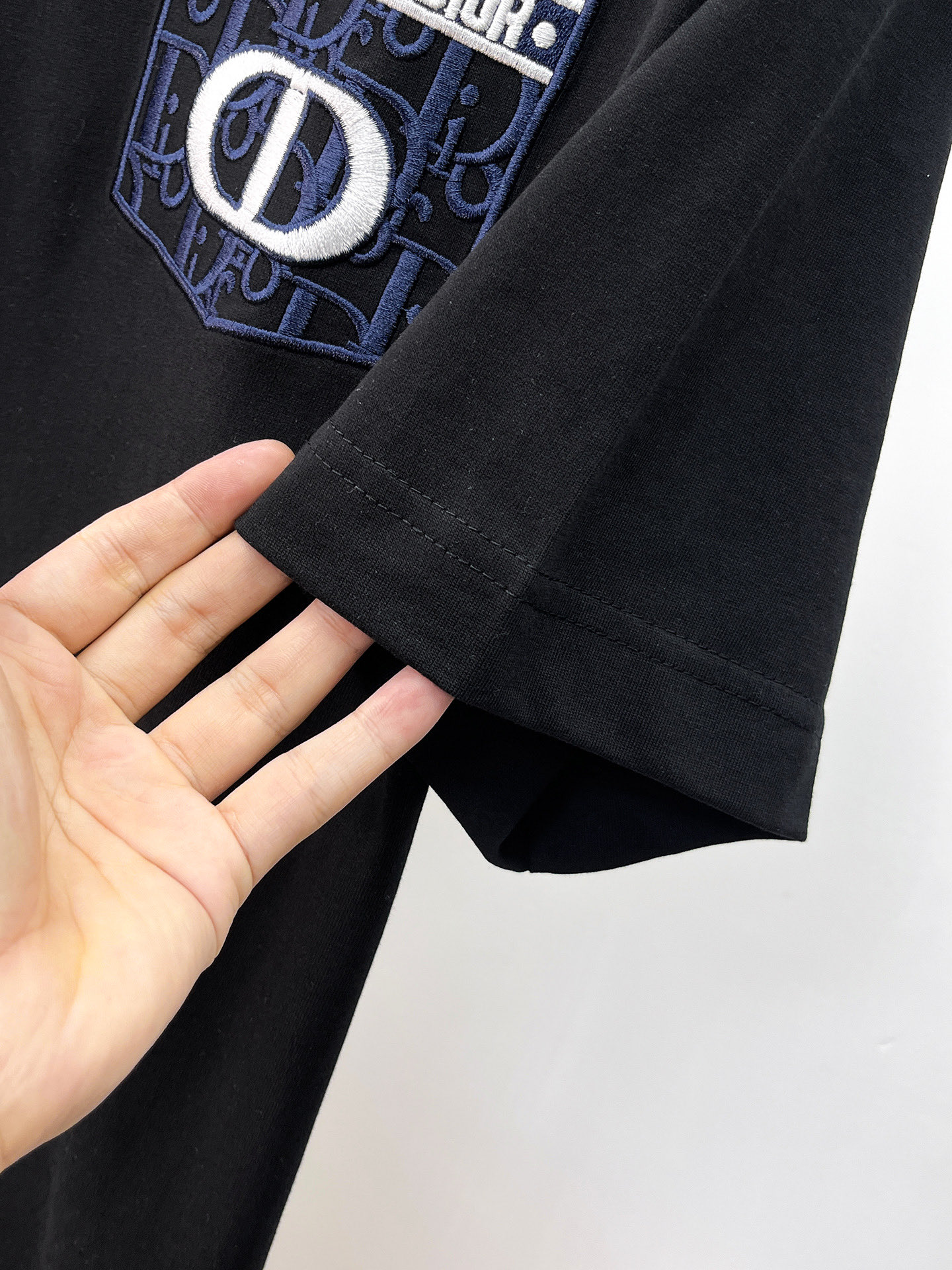 short sleeves
